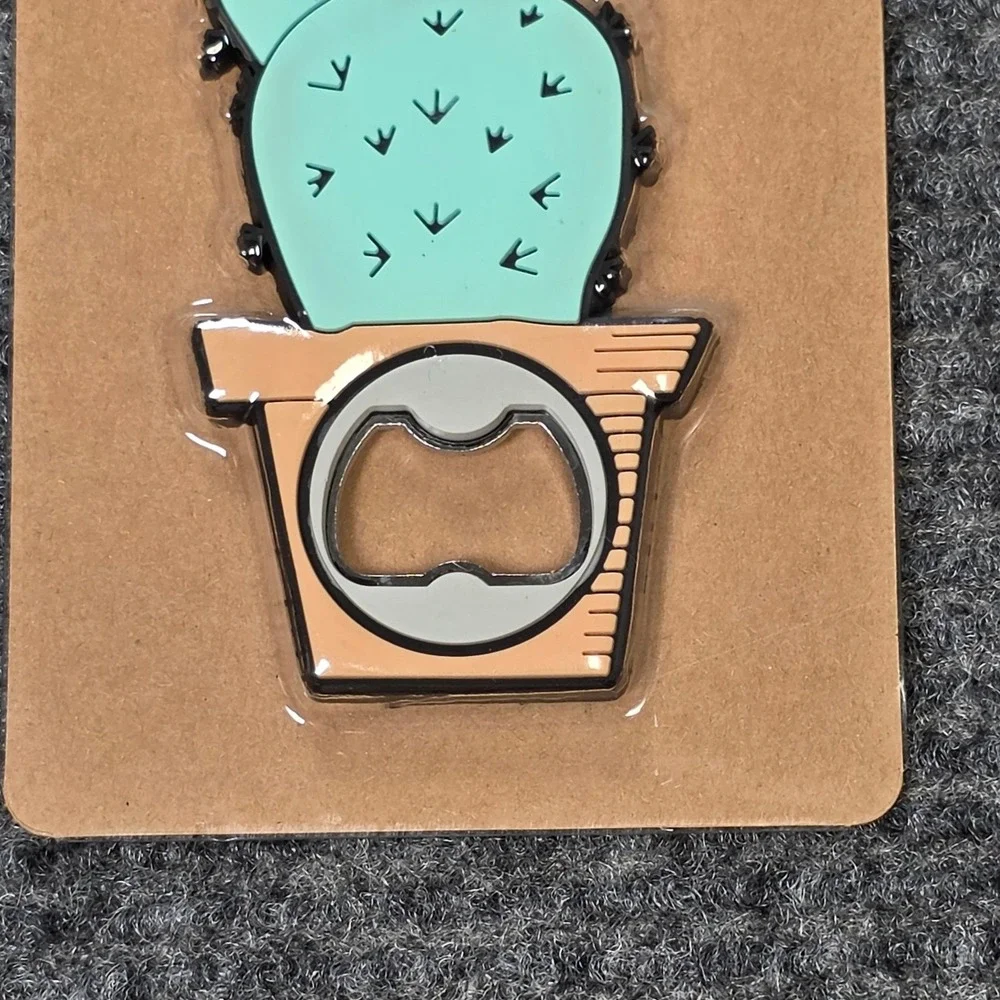 TMD Retail Novelty Cactus Silicone Bottle Opener Green Bar Tool New in‎ Box